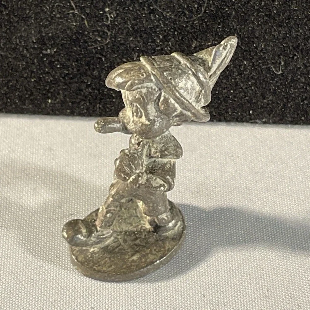 Vintage Disney Miniature Pewter Figurines Lot Dumbo Pinocchio Peter Pan Alice TV